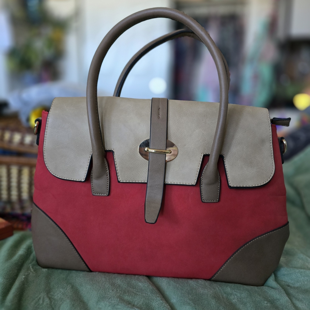 Nothing Says BUISNESS like This PURSE!Elegant Red and Gray Women's Handbag